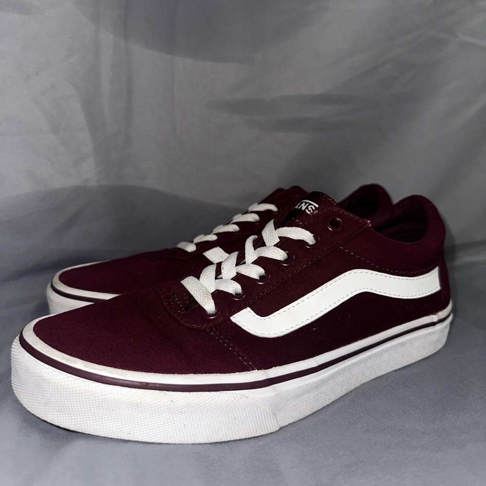 Vans Maroon and White Old Skool Sneakers Unisex